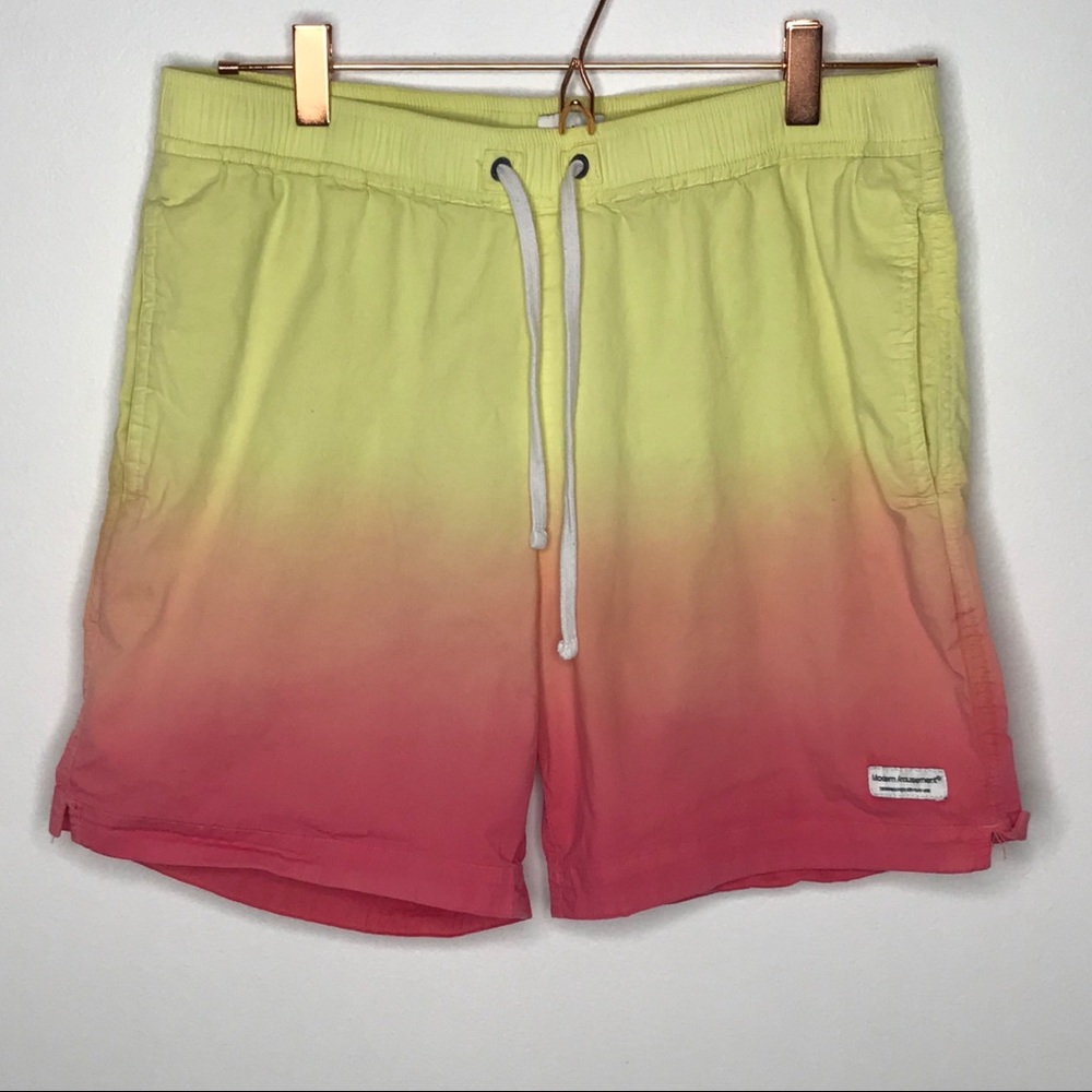 Modern Amusement Men’s Swim Trunks Shorts SZ M